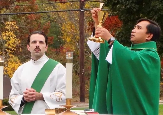 october25 olaoutdoorhalloweenmass 2 1920w